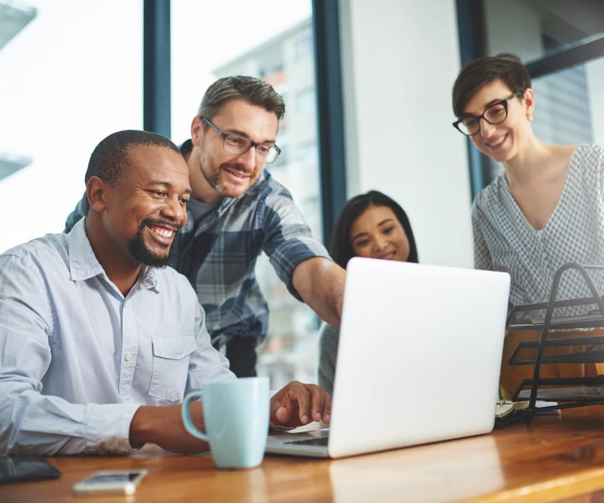 Maverick Networks team providing vendor-neutral technology advisory